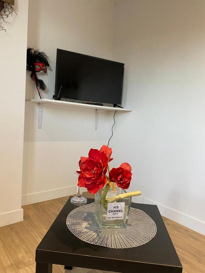 Studio Rouge Arras Extérieur photo